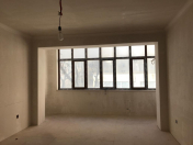 Satılır 4 otaqlı 180 m2 yeni tikili İzmir parkı