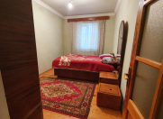 Satılır 4 otaqlı 130 m2 həyət evi Y.Ramana