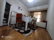 Satılır 2 otaqlı 64 m2 köhnə tikili Nəriman Nərimanov m.