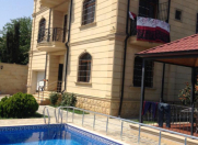 İcarəyə verilir 6 otaqlı 400 m2 bağ evi Novxanı