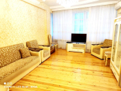 İcarəyə verilir 3 otaqlı 116 m2 yeni tikili Şah İsmayıl Xətai m.