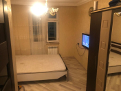 Satılır 4 otaqlı 110 m2 köhnə tikili Həzi Aslanov m.