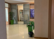 İcarəyə verilir 5 otaqlı 230 m2 obyekt 28 May m.