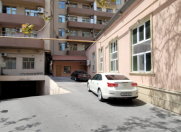 İcarəyə verilir 6 otaqlı 310 m2 obyekt 28 May m.