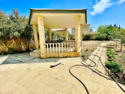 Satılır 4 otaqlı 120 m2 bağ evi Novxanı