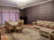 Satılır 4 otaqlı 148 m2 yeni tikili Babək Plaza