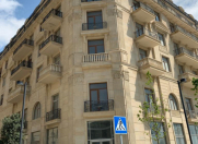 Satılır 4 otaqlı 136 m2 yeni tikili Qış parkı