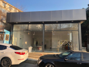 Satılır 1 otaqlı 65 m2 obyekt Xətai r.