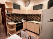 İcarəyə verilir 2 otaqlı 70 m2 köhnə tikili Elmlər Akademiyası m.