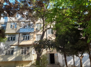 Satılır 2 otaqlı 40 m2 köhnə tikili Gənclik m.
