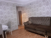 Satılır 2 otaqlı 40 m2 köhnə tikili Zərifə Əliyeva adına park