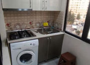 İcarəyə verilir 2 otaqlı 38 m2 köhnə tikili İnşaatçılar m.