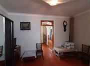 İcarəyə verilir 1 otaqlı 20 m2 həyət evi İnşaatçılar m.