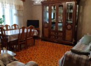 Satılır 3 otaqlı 90 m2 köhnə tikili Bakı Dövlət Universiteti