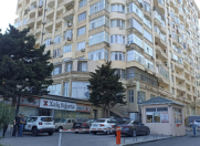 İcarəyə verilir 4 otaqlı 170 m2 yeni tikili Elmlər Akademiyası m.