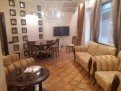 Satılır 2 otaqlı 75 m2 yeni tikili Nərimanov r.