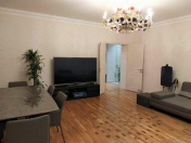 Satılır 4 otaqlı 150 m2 yeni tikili Gənclik m.