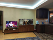 İcarəyə verilir 5 otaqlı 250 m2 bağ evi Novxanı