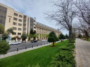 İcarəyə verilir 4 otaqlı 100 m2 köhnə tikili Nəsimi r.