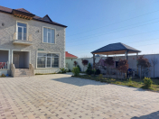 Satılır 5 otaqlı 200 m2 bağ evi Mərdəkan