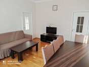 İcarəyə verilir 3 otaqlı 80 m2 yeni tikili İnşaatçılar m.