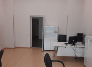 İcarəyə verilir 2 otaqlı 57.2 m2 ofis Ağ şəhər