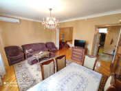 İcarəyə verilir 3 otaqlı 80 m2 köhnə tikili Elmlər Akademiyası m.