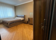 Satılır 4 otaqlı 120 m2 köhnə tikili Əhmədli m.