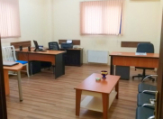 İcarəyə verilir 2 otaqlı 50 m2 ofis İnşaatçılar m.