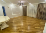 Satılır 3 otaqlı 90 m2 köhnə tikili Hərbi Hospital