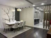 İcarəyə verilir 4 otaqlı 150 m2 köhnə tikili 28 May m.