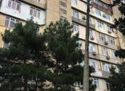 Satılır 3 otaqlı 100 m2 köhnə tikili Əhmədli m.