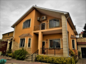 İcarəyə verilir 4 otaqlı 250 m2 bağ evi Şüvəlan