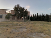 Satılır 10 otaqlı 1500 m2 bağ evi Novxanı