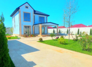 Satılır 4 otaqlı 250 m2 bağ evi Mərdəkan
