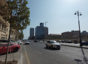 Satılır 2 otaqlı 240 m2 obyekt Şah İsmayıl Xətai m.