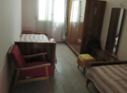 Satılır 2 otaqlı 46 m2 köhnə tikili Moskva univermağı