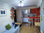 Satılır 2 otaqlı 43 m2 köhnə tikili Gənclik m.