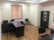 İcarəyə verilir 3 otaqlı 80 m2 ofis Nəriman Nərimanov m.