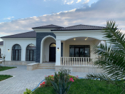 Satılır 4 otaqlı 200 m2 bağ evi Mərdəkan