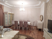 İcarəyə verilir 3 otaqlı 100 m2 köhnə tikili Elmlər Akademiyası m.