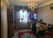 Satılır 5 otaqlı 110 m2 köhnə tikili Əhmədli m.