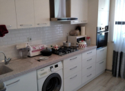 Satılır 2 otaqlı 80 m2 yeni tikili Bakı Asiya Universiteti