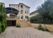 Satılır 9 otaqlı 330 m2 villa Badamdar