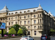 İcarəyə verilir 4 otaqlı 120 m2 köhnə tikili Nəsimi r.