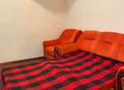 İcarəyə verilir 1 otaqlı 25 m2 həyət evi Nizami m.