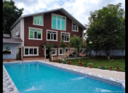 İcarəyə verilir 7 otaqlı 250 m2 villa Qəbələ