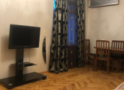 İcarəyə verilir 2 otaqlı 60 m2 köhnə tikili Elmlər Akademiyası m.