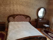 İcarəyə verilir 3 otaqlı 80 m2 köhnə tikili Nizami m.