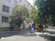 Satılır 2 otaqlı 35 m2 köhnə tikili Gənclik m.